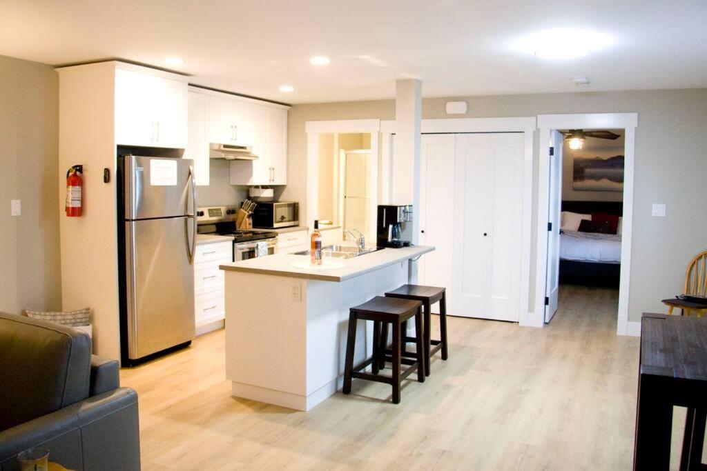 M&M'S Maple Bay Mountain Guesthouse - Licensed ダンカン エクステリア 写真
